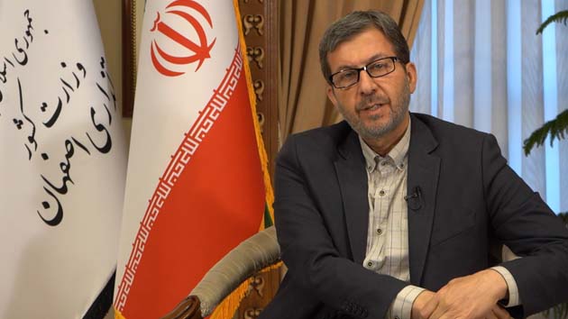 https://dl.drjamalinezhad.ir/me9di_a4/vii$deo_s6_0/140489181121.mp4